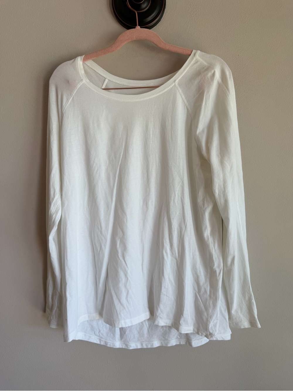 White Back In Action Long Sleeve Top Sz S M Scoop Neck oversized